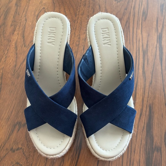 DKNY Navy Crisscross Espadrille Wedge Sandals - Women’s Size 6 - Picture 2 of 7